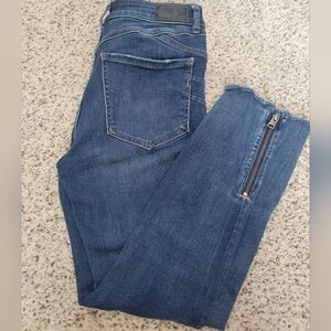 EXPRESS Perfect Lift Ankle Jean Leggings